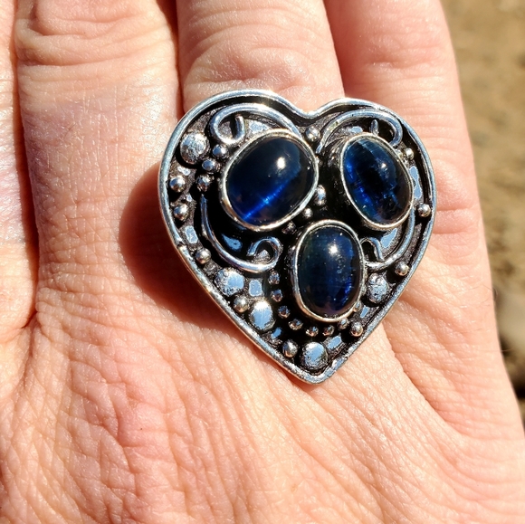New Amazing Blue Kyanite Heart Shaped 925 Silver Ring. - Picture 13 of 16